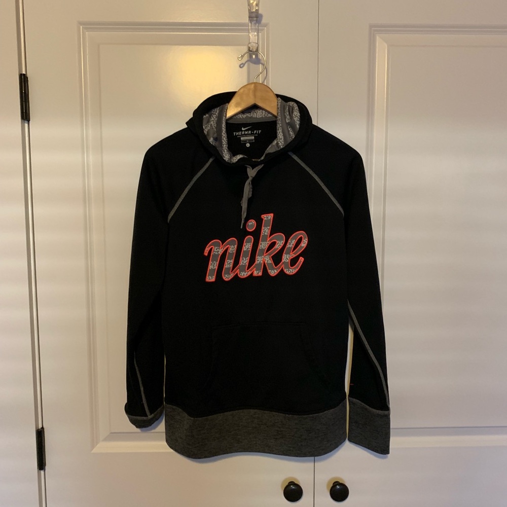 Nike sweater